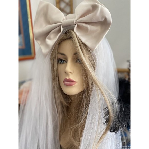 Vintage Large Satin Ivory Bow For Belt Formal Dress Hat Wedding or Belt 9"x10" - Picture 14 of 16